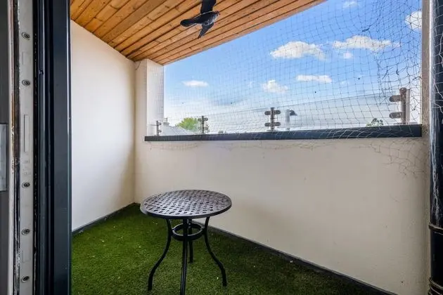 Town Center 2 bed Serviced Apartment 8 - Dış Mekan