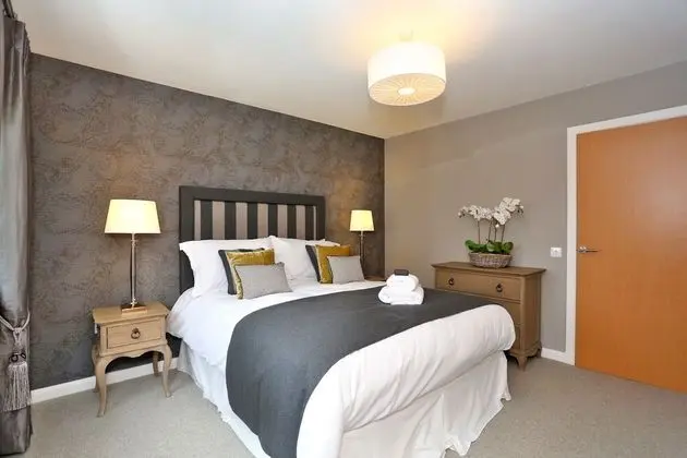 Town & Country Apartments -Priory Park - Misafir Tesisleri ve Hizmetleri
