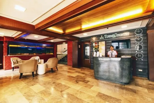 Town and Country Hotel - V. Mapa - Lobi