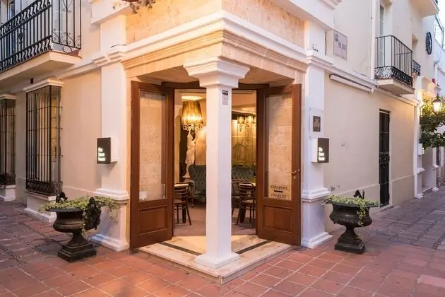 The Town House - Adults Only - Dış Mekan