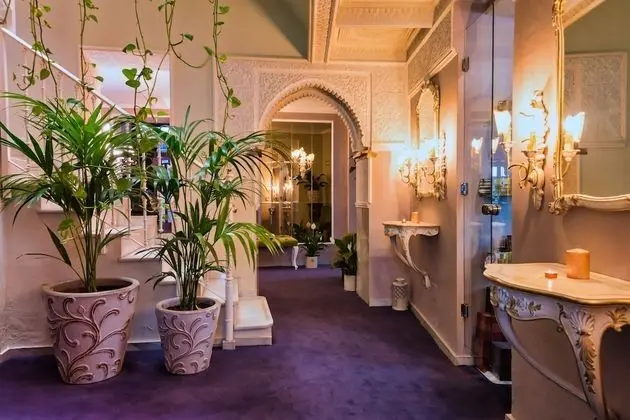 The Town House - Adults Only - Lobi