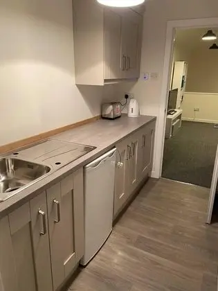 Town House in Ideal Location, Central Enniskillen - Mutfak
