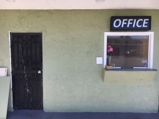 Town House Motel - Lobi