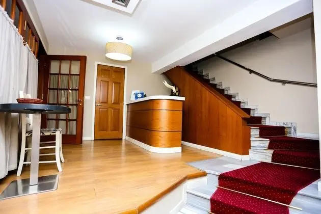 Hotel Town House - Lobi