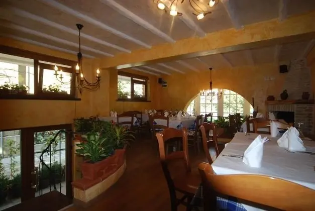 Hotel Town House - Yerinde Yemek