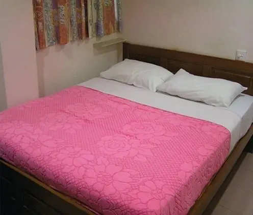TOWN INN