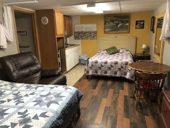 Town N' Country Motel - İç Mekan