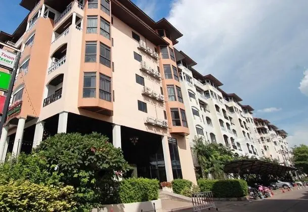 Town In Town Garden Resort