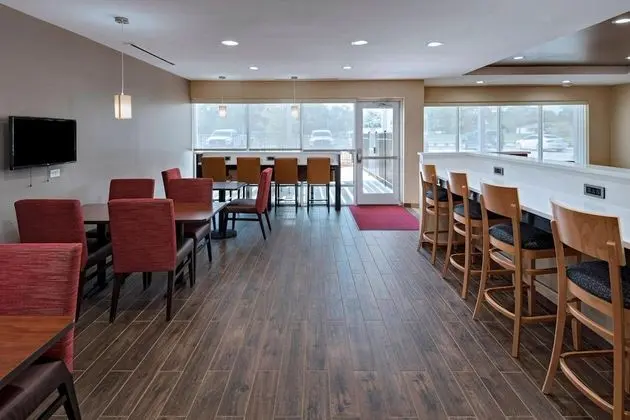 Towneplace Suites Baton Rouge Port Allen - Yerinde Yemek