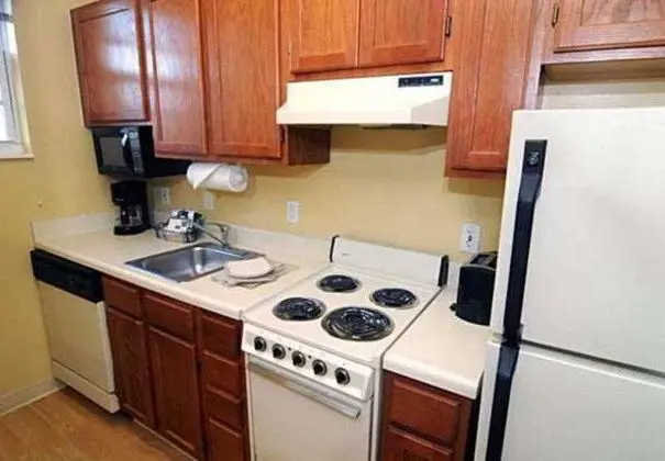 TownePlace Suites Cleveland Airport
