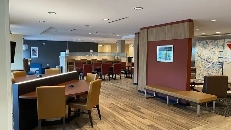 TownePlace Suites Columbia West/Lexington - Lobi