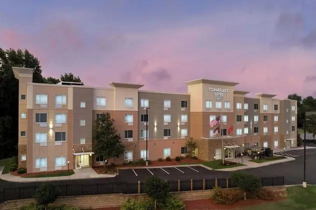 TownePlace Suites Goldsboro - Dış Mekan