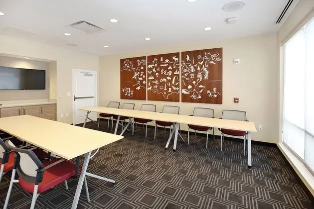 TownePlace Suites Grove City Mercer/Outlets
