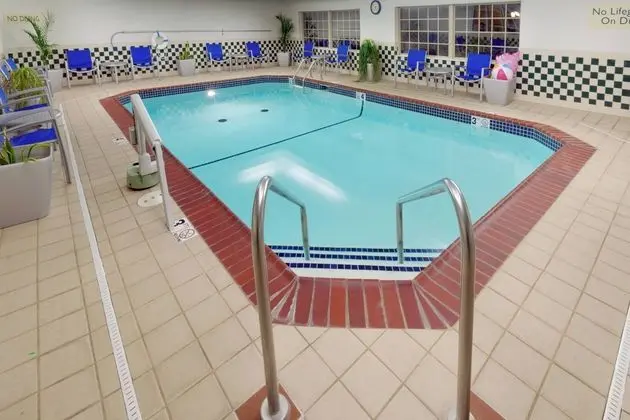 TownePlace Suites Joplin - Havuz