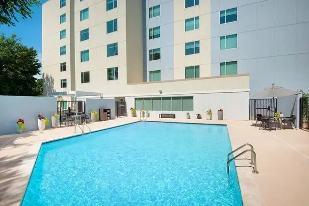TownePlace Suites by Marriott Atlanta Airport North - Dış Mekan