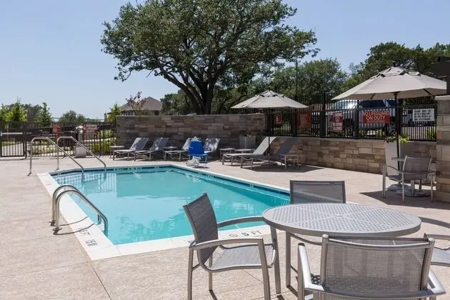TownePlace Suites by Marriott Austin North/Lakeline - Havuz