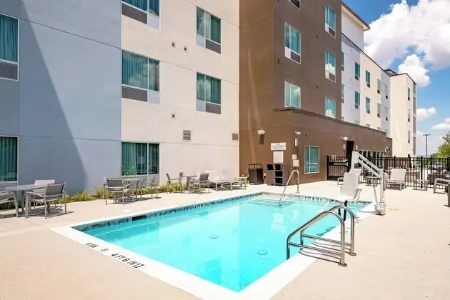 TownePlace Suites by Marriott Austin South - Havuz