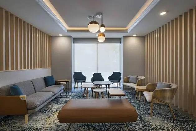 TownePlace Suites by Marriott Brentwood - Lobi