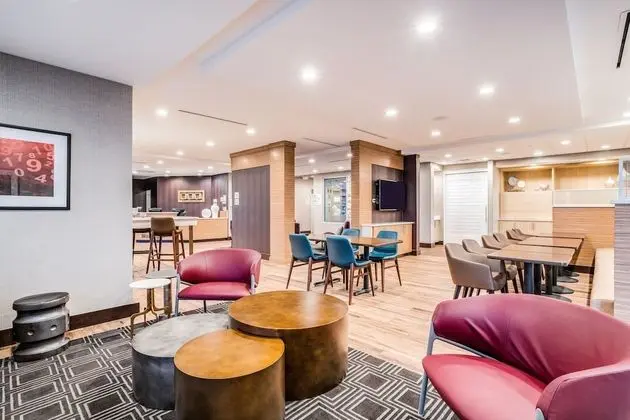TownePlace Suites by Marriott Chicago Waukegan/Gurnee - Lobi