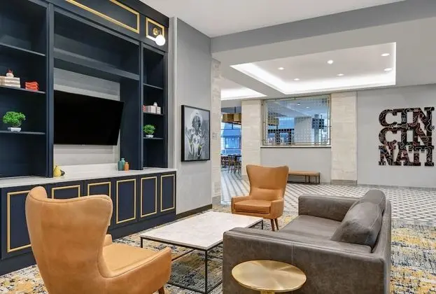 TownePlace Suites by Marriott Cincinnati Downtown - Lobi