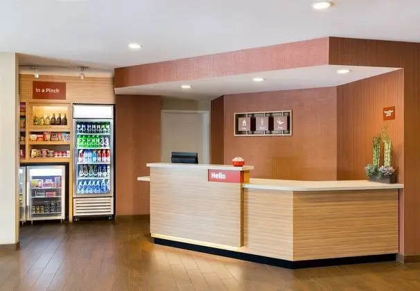 TownePlace Suites by Marriott Clarksville - Lobi
