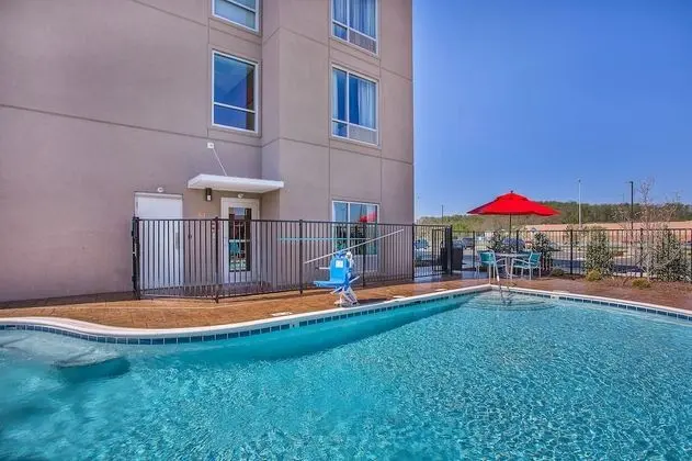 TownePlace Suites by Marriott Cookeville - Havuz