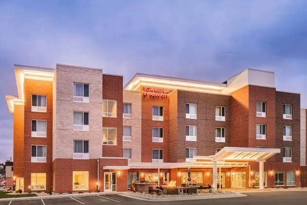 TownePlace Suites by Marriott Dubuque Downtown - Dış Mekan