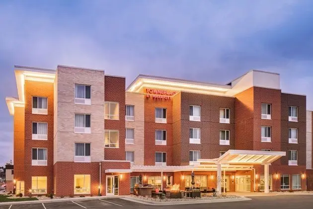 TownePlace Suites by Marriott Dubuque Downtown - Dış Mekan