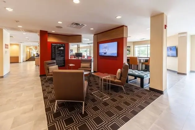 TownePlace Suites by Marriott Front Royal - Lobi