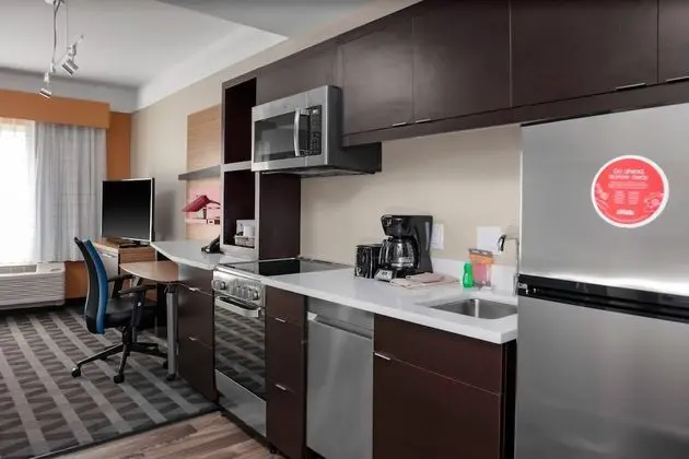 TownePlace Suites by Marriott Gainesville - Mutfak