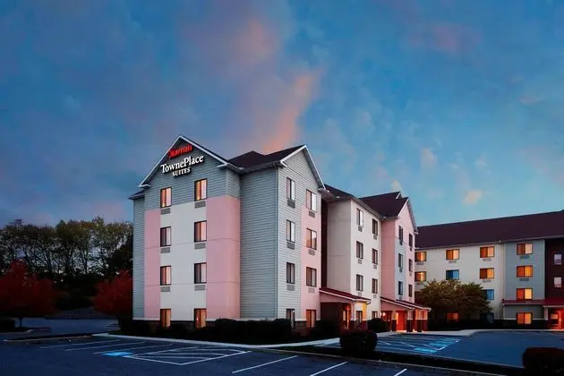 Towneplace Suites by Marriott Harrisburg - Dış Mekan