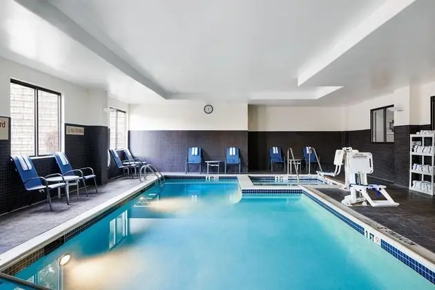 Towneplace Suites by Marriott Harrisburg - Havuz