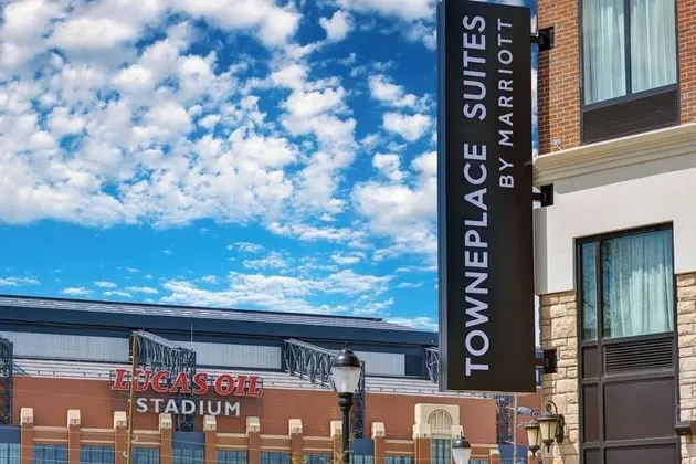 TownePlace Suites by Marriott Indianapolis Downtown - Dış Mekan