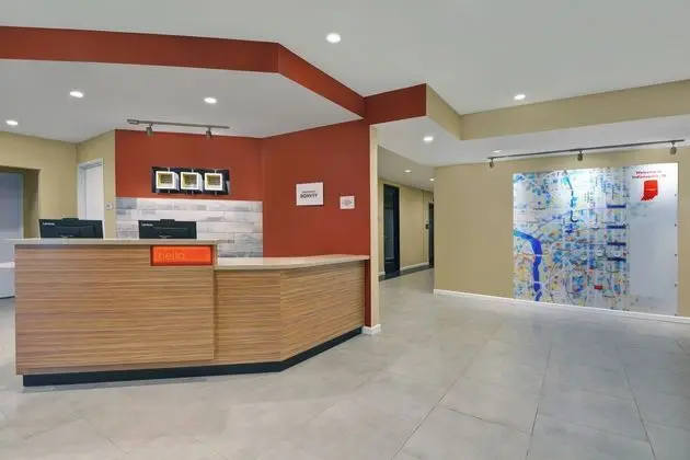 TownePlace Suites by Marriott Indianapolis Downtown - Lobi