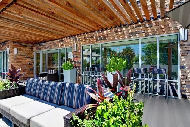 TownePlace Suites by Marriott Jacksonville East - Yerinde Yemek