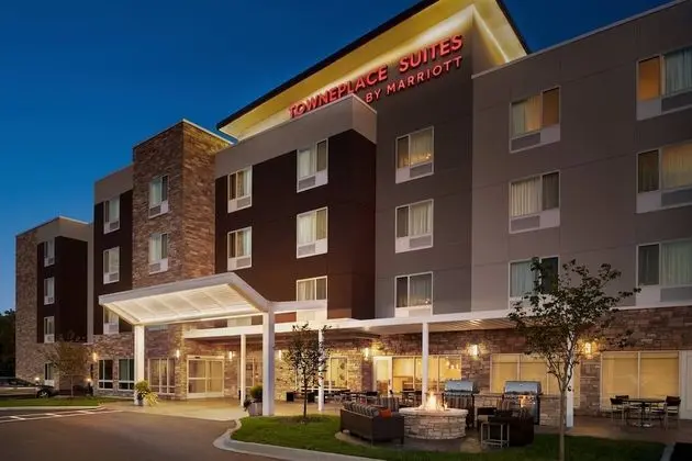 TownePlace Suites by Marriott Janesville - Dış Mekan