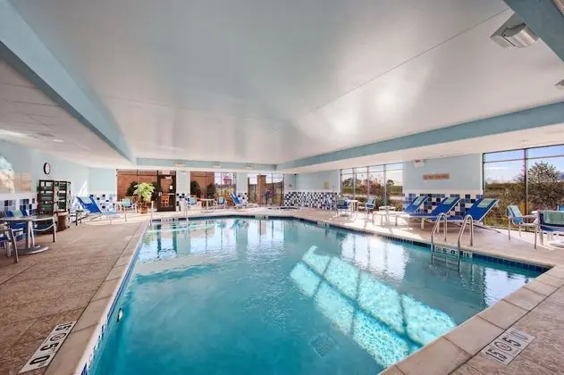 TownePlace Suites by Marriott Joliet South - Havuz