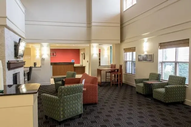 TownePlace Suites by Marriott Lafayette - Lobi