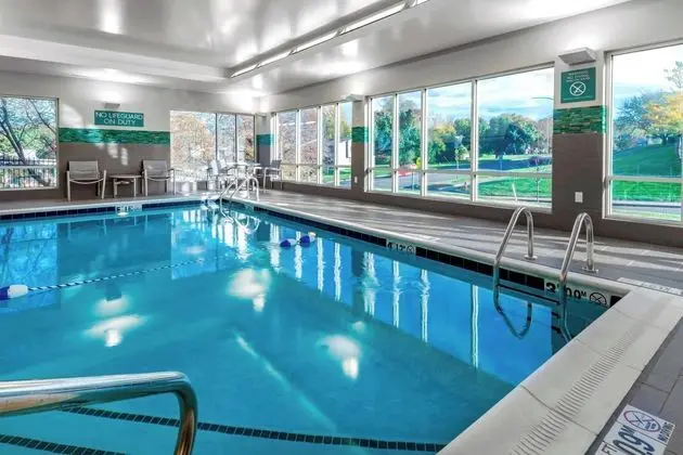 TownePlace Suites by Marriott Leavenworth - Havuz
