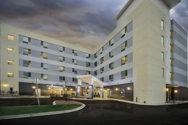 Towneplace Suites By Marriott Louisville Downtown - Dış Mekan