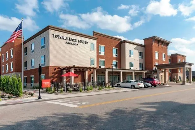 TownePlace Suites by Marriott Louisville North - Dış Mekan