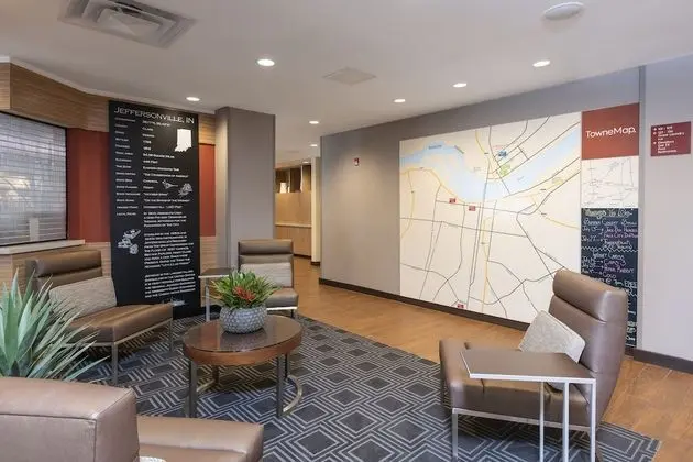 TownePlace Suites by Marriott Louisville North - Lobi
