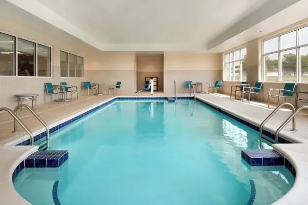 TownePlace Suites by Marriott Minooka - Havuz