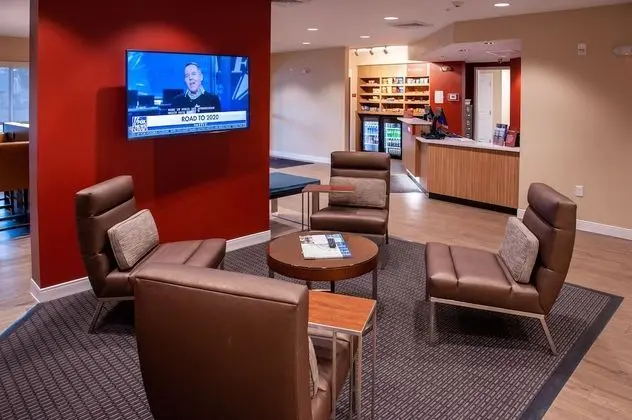 TownePlace Suites by Marriott Mobile Saraland - Lobi
