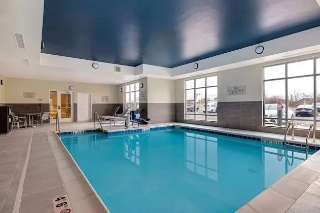 TownePlace Suites by Marriott Monroe - Havuz