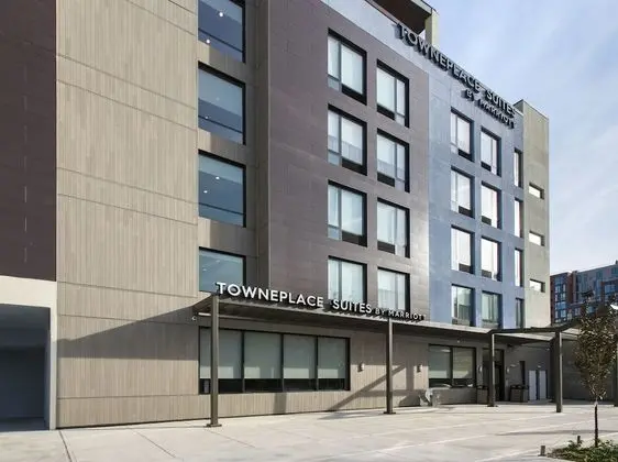 TownePlace Suites by Marriott New York Brooklyn - Dış Mekan