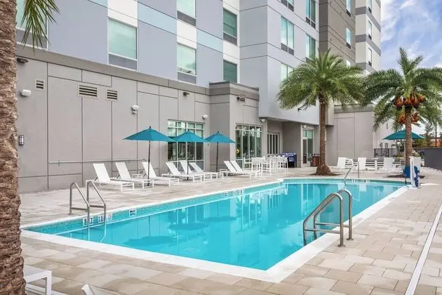 TownePlace Suites by Marriott Orlando Southwest Near Universal - Havuz