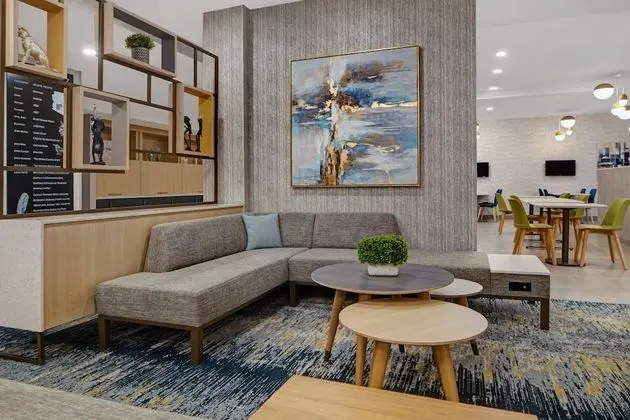 TownePlace Suites by Marriott Phoenix Glendale Sports & Entertainment District - Lobi