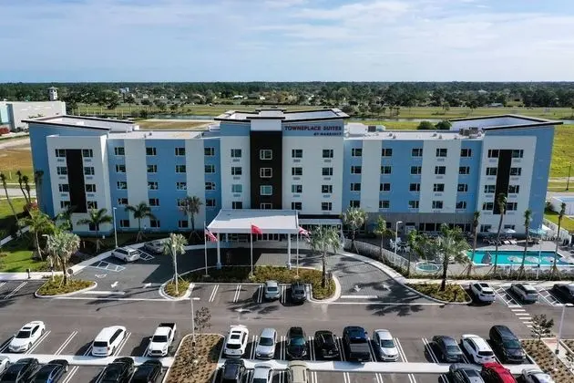 TownePlace Suites by Marriott Port St. Lucie I-95 - Dış Mekan