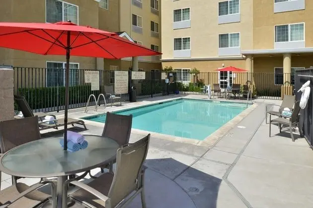 TownePlace Suites by Marriott Sacramento Cal Expo - Havuz